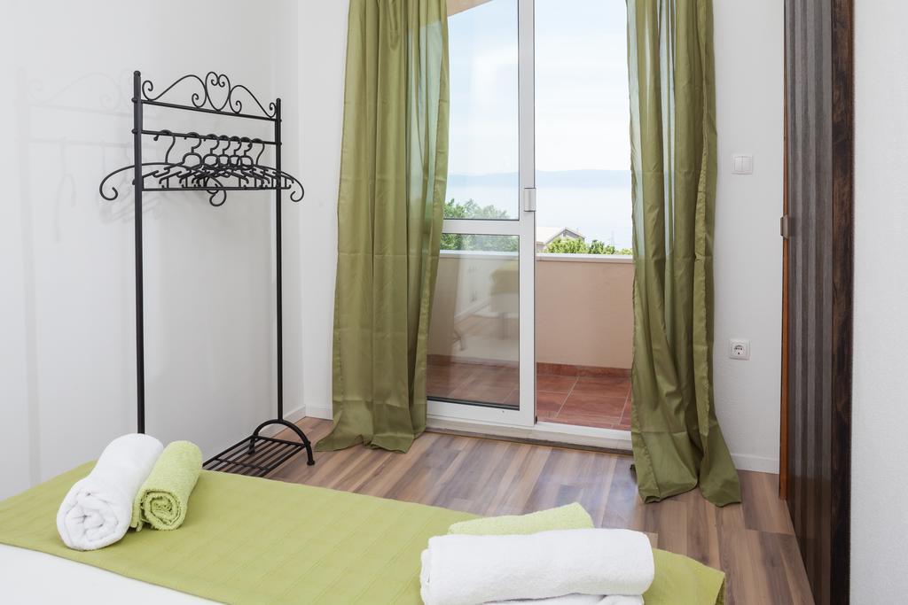 Apartments Fiona - Away From City Crowds Makarská Pokoj fotografie